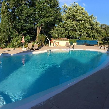 Hotel Les Chenes Sisteron Εξωτερικό φωτογραφία