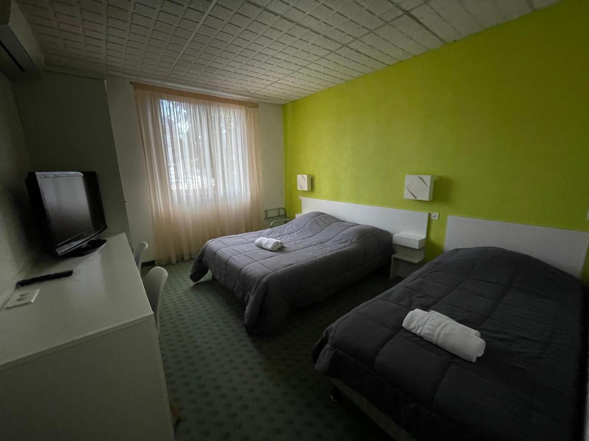Hotel Les Chenes Sisteron Εξωτερικό φωτογραφία